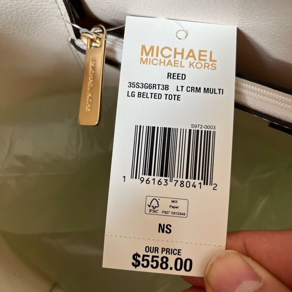 🌼Michael Kors Purse - Picture 7 of 14